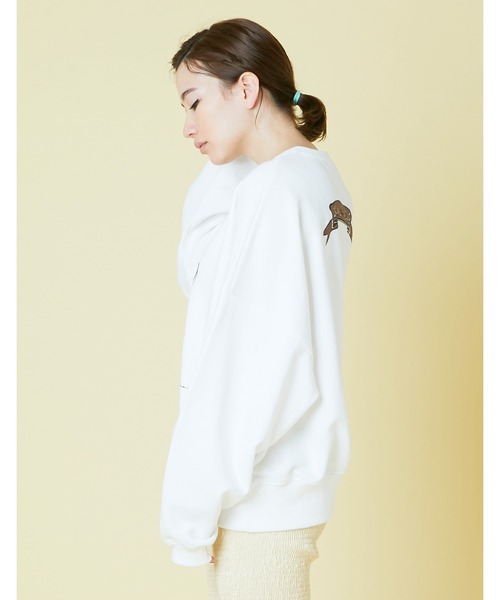 Little sunny bite（リトルサニーバイト）の「ogura akane x little sunny bite Bear sweat top（スウェット・レディース・ホワイト/オレンジ/キナリ・FREE）」の16枚目の写真