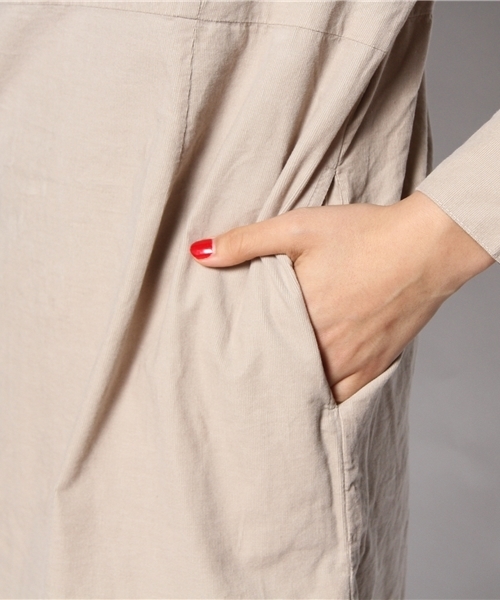 Kastane（カスタネ）の「【Kastane】コーデュロイワンピース（ワンピース・レディース・ネイビー/グリーン/マスタード・FREE）」の11枚目の写真