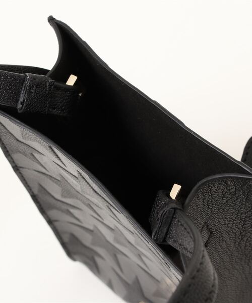 atneK（アトネック）の「【atneK by Scrap Book】星型押しウォレットショルダー（ショルダーバッグ・レディース・ブラック系その他・FREE）」の3枚目の写真