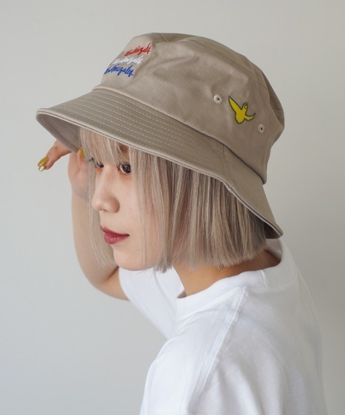 Mark Gonzales（マーク・ゴンザレス）の「【Mark Gonzales】刺繍ロゴ バケットハット（ハット・メンズ・ブラック/ベージュ/ネイビー・FREE）」の2枚目の写真