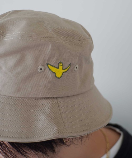 Mark Gonzales（マーク・ゴンザレス）の「【Mark Gonzales】刺繍ロゴ バケットハット（ハット・メンズ・ブラック/ベージュ/ネイビー・FREE）」の6枚目の写真