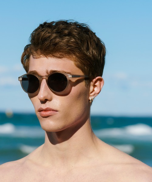 A.Kjaerbede(エキアビド)の「MARVIN(サングラス・レディース・その他6/ブラック/グレー系その他/ブラウン/ライトブラウン/ブラウン系その他/グリーン系その他/イエロー/その他/その他1/その他2/その他3・ONE SIZE/FREE)」の2枚目の写真