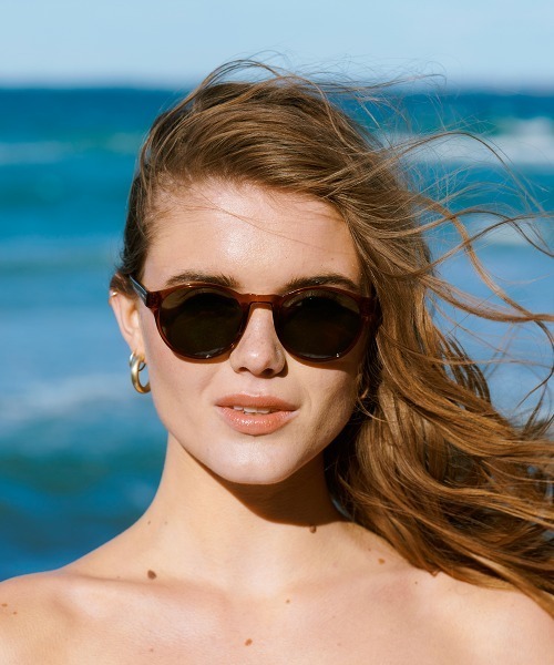 A.Kjaerbede(エキアビド)の「MARVIN(サングラス・レディース・その他6/ブラック/グレー系その他/ブラウン/ライトブラウン/ブラウン系その他/グリーン系その他/イエロー/その他/その他1/その他2/その他3・ONE SIZE/FREE)」の3枚目の写真