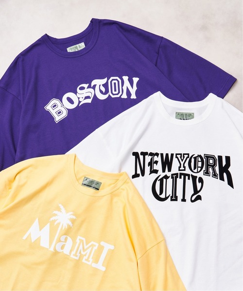 VOTE MAKE NEW CLOTHES（ボートメイクニュークローズ）の「【VOTE MAKE NEW CLOTHES / ヴォートメイク】別注 RANDOM FONT Tシャツ(NEW YORK)（Tシャツ/カットソー・メンズ・ホワイト/ブラック・LARGE/MEDIUM）」の3枚目の写真