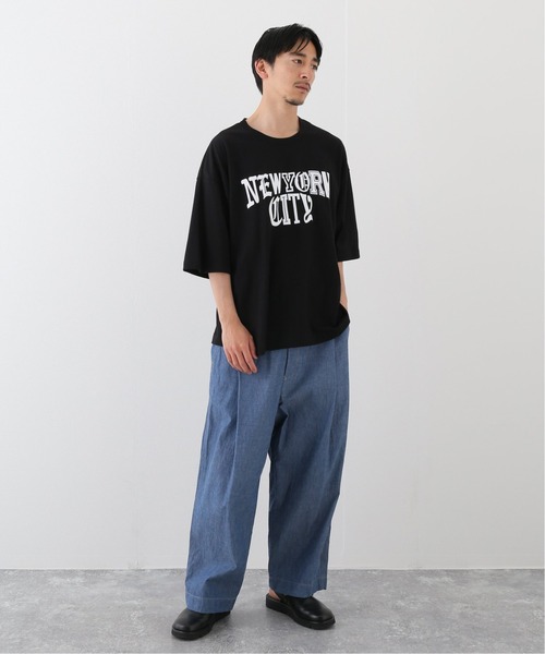 VOTE MAKE NEW CLOTHES（ボートメイクニュークローズ）の「【VOTE MAKE NEW CLOTHES / ヴォートメイク】別注 RANDOM FONT Tシャツ(NEW YORK)（Tシャツ/カットソー・メンズ・ホワイト/ブラック・LARGE/MEDIUM）」の16枚目の写真