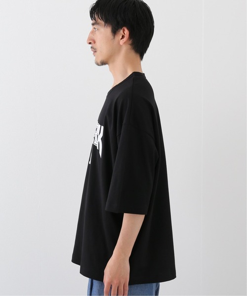 VOTE MAKE NEW CLOTHES（ボートメイクニュークローズ）の「【VOTE MAKE NEW CLOTHES / ヴォートメイク】別注 RANDOM FONT Tシャツ(NEW YORK)（Tシャツ/カットソー・メンズ・ホワイト/ブラック・LARGE/MEDIUM）」の8枚目の写真