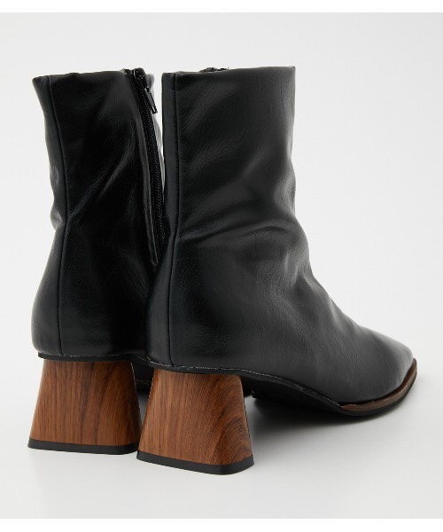 crie conforto（クリーコンフォルト）の「ウッドヒールショートブーツ（ブーツ・レディース・アイボリー/カーキ/ブラック・MEDIUM/SMALL/LARGE）」の18枚目の写真