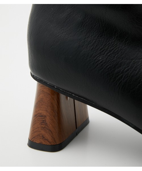 crie conforto（クリーコンフォルト）の「ウッドヒールショートブーツ（ブーツ・レディース・アイボリー/カーキ/ブラック・MEDIUM/SMALL/LARGE）」の13枚目の写真