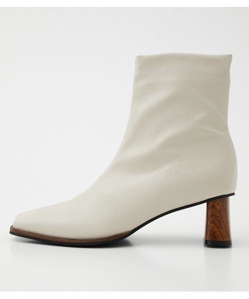 crie conforto（クリーコンフォルト）の「ウッドヒールショートブーツ（ブーツ・レディース・アイボリー/カーキ/ブラック・MEDIUM/SMALL/LARGE）」の5枚目の写真