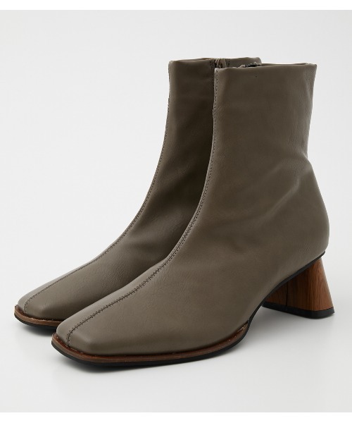 crie conforto（クリーコンフォルト）の「ウッドヒールショートブーツ（ブーツ・レディース・アイボリー/カーキ/ブラック・MEDIUM/SMALL/LARGE）」の22枚目の写真