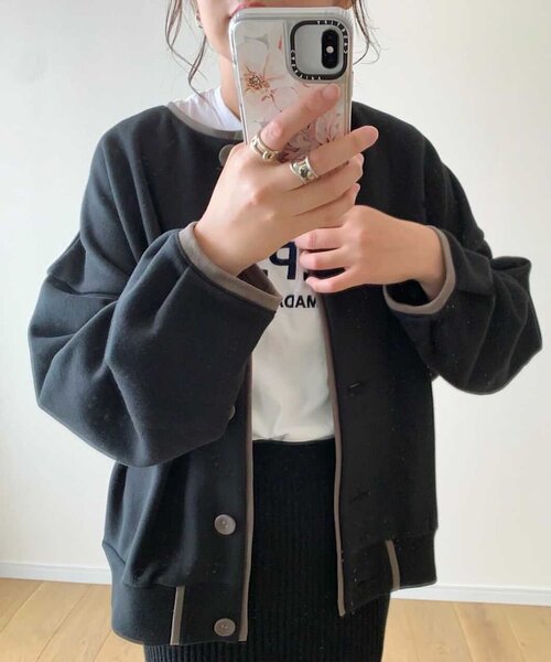 ZOZOMARKET（ゾゾマーケット）の「【maiko×ZOZO】パイピングスウェットカーディガン（カーディガン/ボレロ・レディース・ブラック/ライトベージュ/ダークベージュ・FREE）」の4枚目の写真