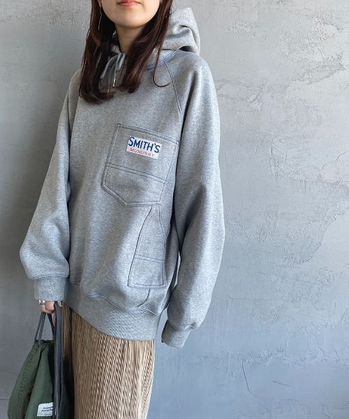 SMITH'S（スミス）の「【Begin 12月号掲載】[SMITH'S/スミス] 別注ペインタースウェットパーカー（パーカー・レディース・グレー/ナチュラル/スミクロ・S/M/L）」の3枚目の写真