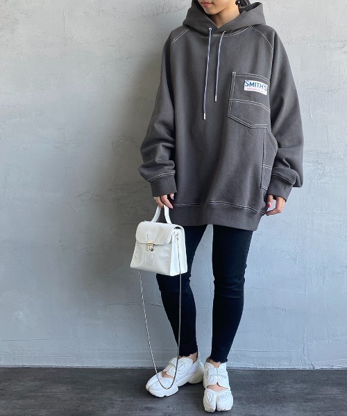 SMITH'S（スミス）の「【Begin 12月号掲載】[SMITH'S/スミス] 別注ペインタースウェットパーカー（パーカー・レディース・グレー/ナチュラル/スミクロ・S/M/L）」の4枚目の写真