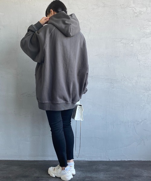 SMITH'S（スミス）の「【Begin 12月号掲載】[SMITH'S/スミス] 別注ペインタースウェットパーカー（パーカー・レディース・グレー/ナチュラル/スミクロ・S/M/L）」の13枚目の写真