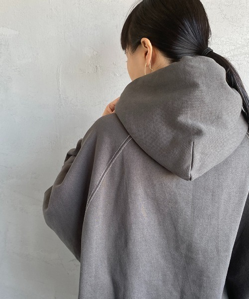 SMITH'S（スミス）の「【Begin 12月号掲載】[SMITH'S/スミス] 別注ペインタースウェットパーカー（パーカー・レディース・グレー/ナチュラル/スミクロ・S/M/L）」の16枚目の写真