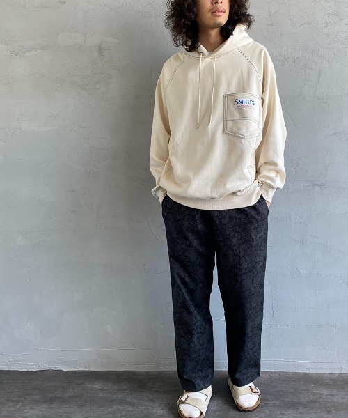 SMITH'S（スミス）の「【Begin 12月号掲載】[SMITH'S/スミス] 別注ペインタースウェットパーカー（パーカー・レディース・グレー/ナチュラル/スミクロ・S/M/L）」の7枚目の写真