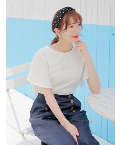 Areeam（アリーム）の「トキメキが咲くリボンTシャツ（Tシャツ/カットソー・レディース・ベージュ/オフホワイト・FREE）」の5枚目の写真