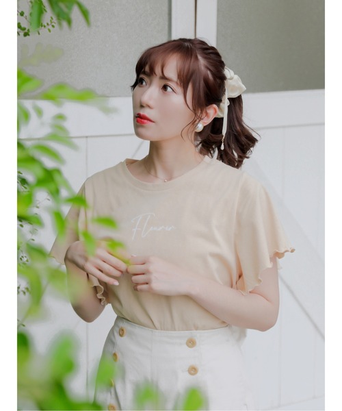 Areeam（アリーム）の「トキメキが咲くリボンTシャツ（Tシャツ/カットソー・レディース・ベージュ/オフホワイト・FREE）」の10枚目の写真