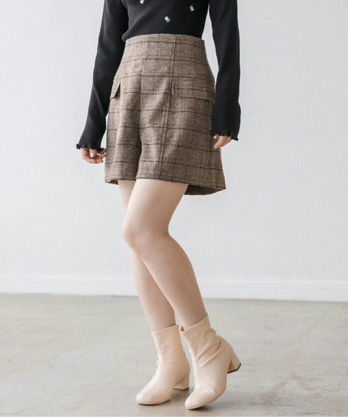 OLIVE des OLIVE（オリーブデオリーブ）の「フラップハイウエストショートパンツ（その他パンツ・レディース・ブラウン/ブラック/ベージュ・FREE）」の7枚目の写真