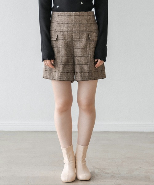 OLIVE des OLIVE（オリーブデオリーブ）の「フラップハイウエストショートパンツ（その他パンツ・レディース・ブラウン/ブラック/ベージュ・FREE）」の13枚目の写真