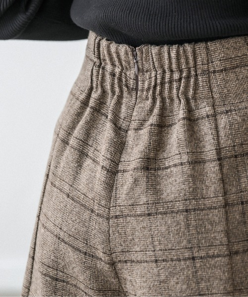 OLIVE des OLIVE（オリーブデオリーブ）の「フラップハイウエストショートパンツ（その他パンツ・レディース・ブラウン/ブラック/ベージュ・FREE）」の16枚目の写真