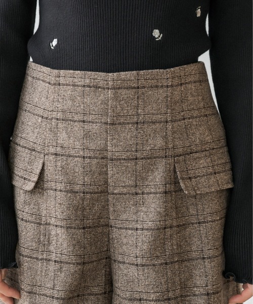 OLIVE des OLIVE（オリーブデオリーブ）の「フラップハイウエストショートパンツ（その他パンツ・レディース・ブラウン/ブラック/ベージュ・FREE）」の17枚目の写真
