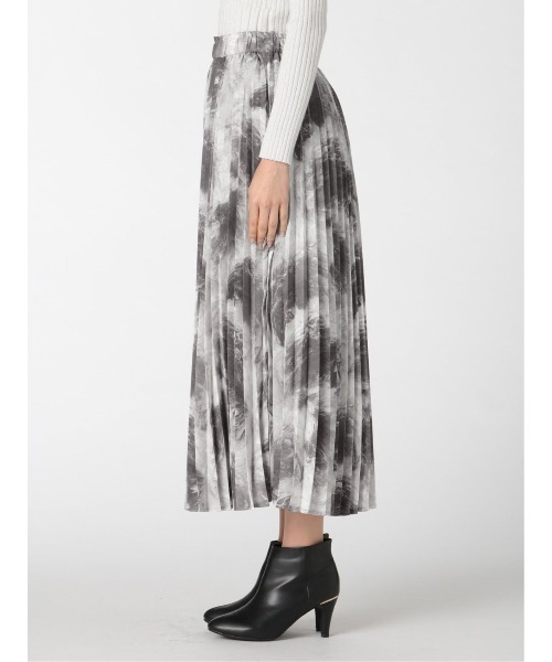 m.f.editorial（エムエフエディトリアル）の「m.f.エディトリアル レディースマーブルプリント プリーツロングスカート（スカート・レディース・ライトグレー・MEDIUM/LARGE/S）」の7枚目の写真