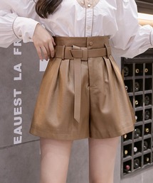 フェイクレザー ショートパンツ
