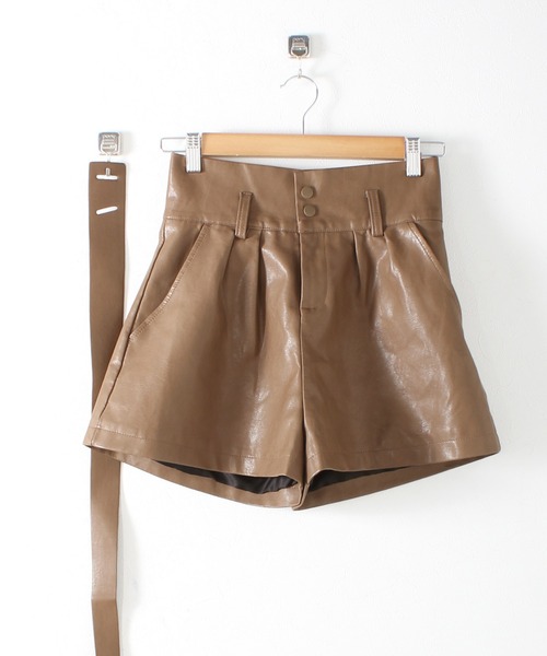 Grandeir（グランディール）の「フェイクレザー ショートパンツ（その他パンツ・レディース・ブラック/モカ・M）」の6枚目の写真