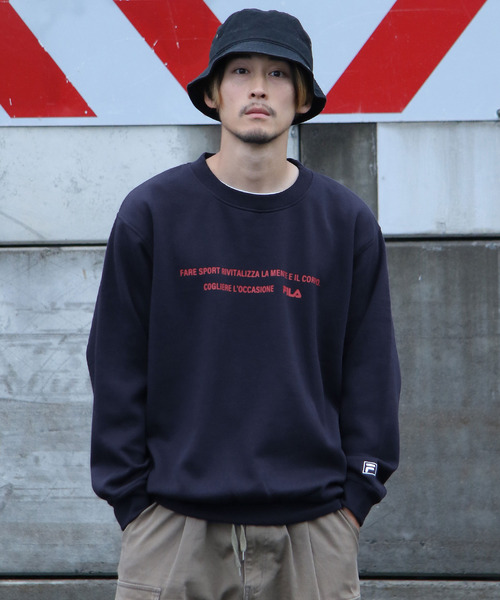 FILA(フィラ)の「【FILA】 刺繍クルースウェット(スウェット・レディース・ブラック/ホワイト系/ホワイト系3/ブラック系/アイボリー系2/ネイビー系/ネイビー系2/ネイビー/アイボリー系/ホワイト系1/アイボリー系3/ホワイト/オートミール/ホワイト系4/アイボリー系1/ネイビー系1/ホワイト系2/アイボリー系4・X-LARGE/LARGE/MEDIUM)」の18枚目の写真