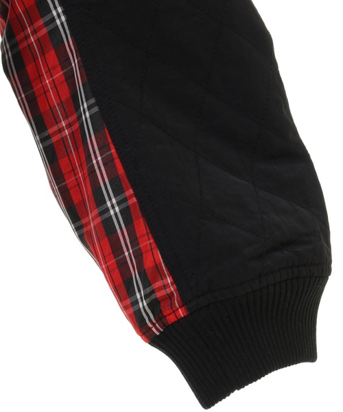 Candy Stripper(キャンディストリッパー)の「CIRCLE RABBIT MA-1(MA-1・レディース・ブラック/レッド・2)」の15枚目の写真