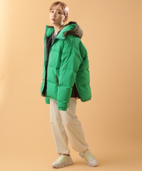 Retro Grade(レトログレード)の「サイドガセット ダウンジャケット/ SIDE GUSSET DOWN JACKET(ダウンジャケット/コート・レディース・ブラック/グリーン/ネイビー・SMALL/MEDIUM/LARGE/X-LARGE)」の20枚目の写真