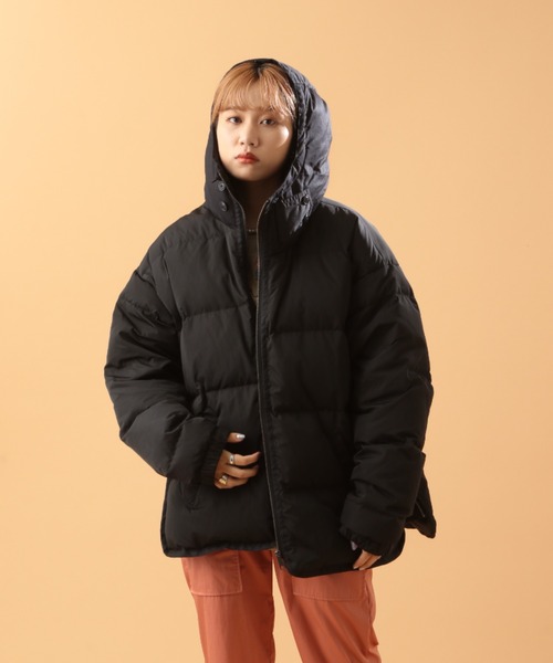 Retro Grade(レトログレード)の「サイドガセット ダウンジャケット/ SIDE GUSSET DOWN JACKET(ダウンジャケット/コート・レディース・ブラック/グリーン/ネイビー・SMALL/MEDIUM/LARGE/X-LARGE)」の21枚目の写真