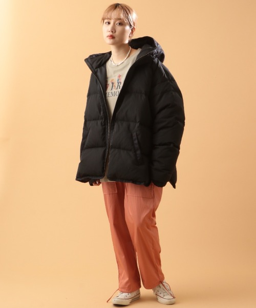 Retro Grade(レトログレード)の「サイドガセット ダウンジャケット/ SIDE GUSSET DOWN JACKET(ダウンジャケット/コート・レディース・ブラック/グリーン/ネイビー・SMALL/MEDIUM/LARGE/X-LARGE)」の22枚目の写真