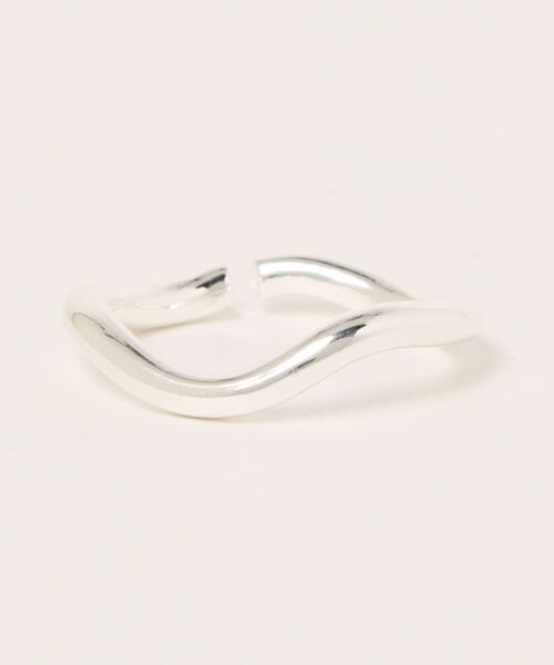 Jenny BY IMMANOEL（ジェニーバイイマノエル）の「silver925 ウェーブリング（リング・レディース・ゴールド/シルバー・FREE）」の5枚目の写真