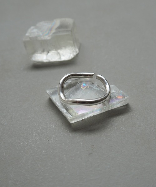 Jenny BY IMMANOEL（ジェニーバイイマノエル）の「silver925 ウェーブリング（リング・レディース・ゴールド/シルバー・FREE）」の6枚目の写真