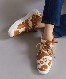 BY スクエアトゥ アニマルプリント スニーカー