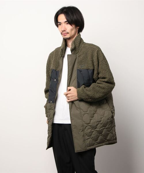 Reebok(リーボック)の「クラシックス キャンピング パッド ジャケット / Classics Camping Jacket(ダウンジャケット/コート・メンズ・ブラック/アーミー・SMALL/MEDIUM/LARGE/X-LARGE/XX-LARGE/X-SMALL/XXX-LARGE)」の13枚目の写真