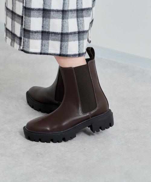 cepo（セポ）の「トラックソールサイドゴアブーツ（ブーツ・レディース・ブラック/ブラウン/オフホワイト・L/M）」の3枚目の写真