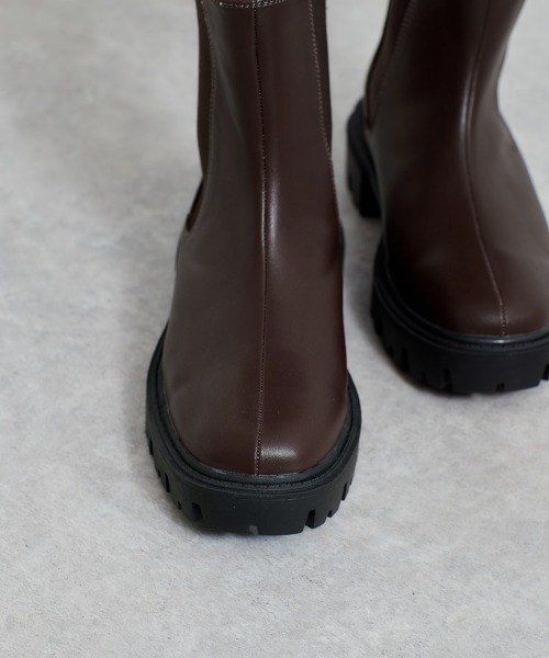 cepo（セポ）の「トラックソールサイドゴアブーツ（ブーツ・レディース・ブラック/ブラウン/オフホワイト・L/M）」の12枚目の写真