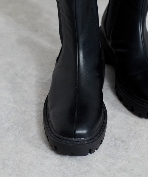 cepo（セポ）の「トラックソールサイドゴアブーツ（ブーツ・レディース・ブラック/ブラウン/オフホワイト・L/M）」の8枚目の写真