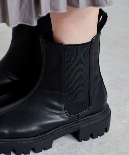 cepo（セポ）の「トラックソールサイドゴアブーツ（ブーツ・レディース・ブラック/ブラウン/オフホワイト・L/M）」の9枚目の写真