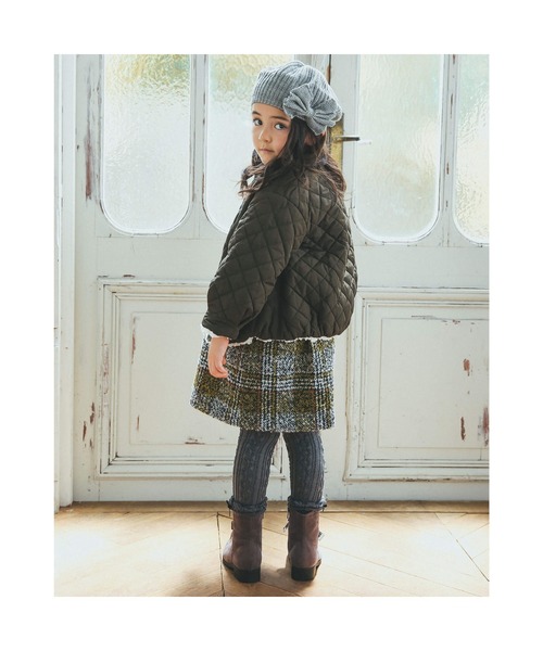 BeBe（ベベ）の「BeBe/【撥水加工】ボア×中綿キルティングリバーシブルコート(100~150cm)（ブルゾン・キッズ・オフホワイト/ピンク・140/120/150/100/130/110）」の5枚目の写真