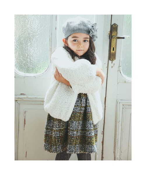 BeBe（ベベ）の「BeBe/【撥水加工】ボア×中綿キルティングリバーシブルコート(100~150cm)（ブルゾン・キッズ・オフホワイト/ピンク・140/120/150/100/130/110）」の13枚目の写真