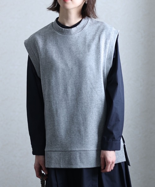 ElegChic(エレグシック)の「裏毛オーバーサイズワイドベスト(ベスト・レディース・ブラック/ライトカーキ/杢グレー・4L/M/XL)」の12枚目の写真