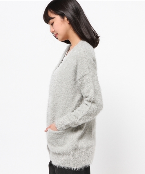 mystic(ミスティック)の「フェザーVネックカーディガン(カーディガン/ボレロ・レディース・オフホワイト/グレー/ベージュ・フリ-)」の14枚目の写真