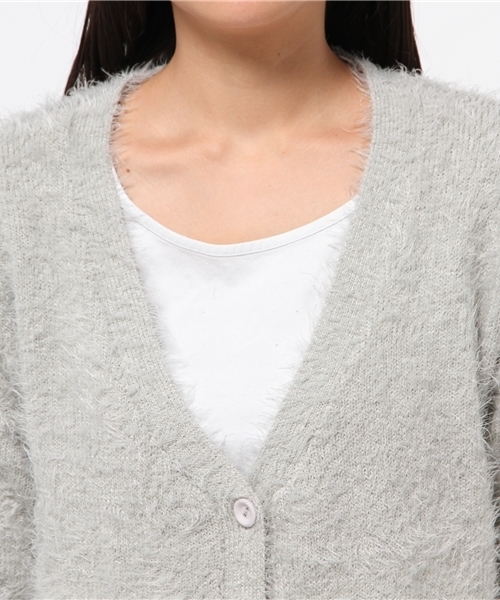 mystic(ミスティック)の「フェザーVネックカーディガン(カーディガン/ボレロ・レディース・オフホワイト/グレー/ベージュ・フリ-)」の8枚目の写真