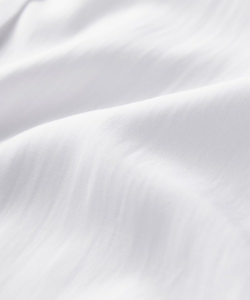 ラッフルカラーボリューム袖ブラウス