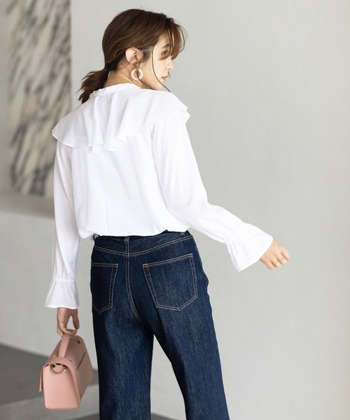ラッフルカラーボリューム袖ブラウス