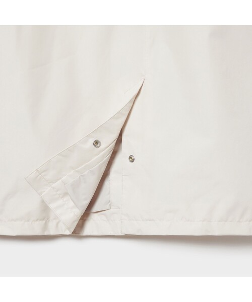 AIGLE（エーグル）の「ゴアテックス ミッドレングス パーカコート（マウンテンパーカー・レディース・アイボリー/チャコール・36/38/40）」の18枚目の写真